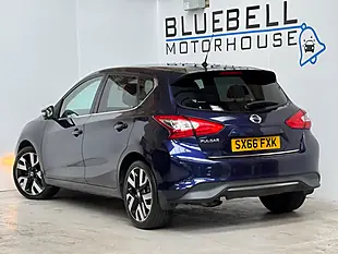 Used 2017 Nissan Pulsar Tekna Blue - Interior and Exterior details 4