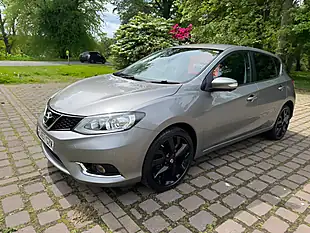 Used 2017 Nissan Pulsar Tekna Grey - Interior and Exterior details 4