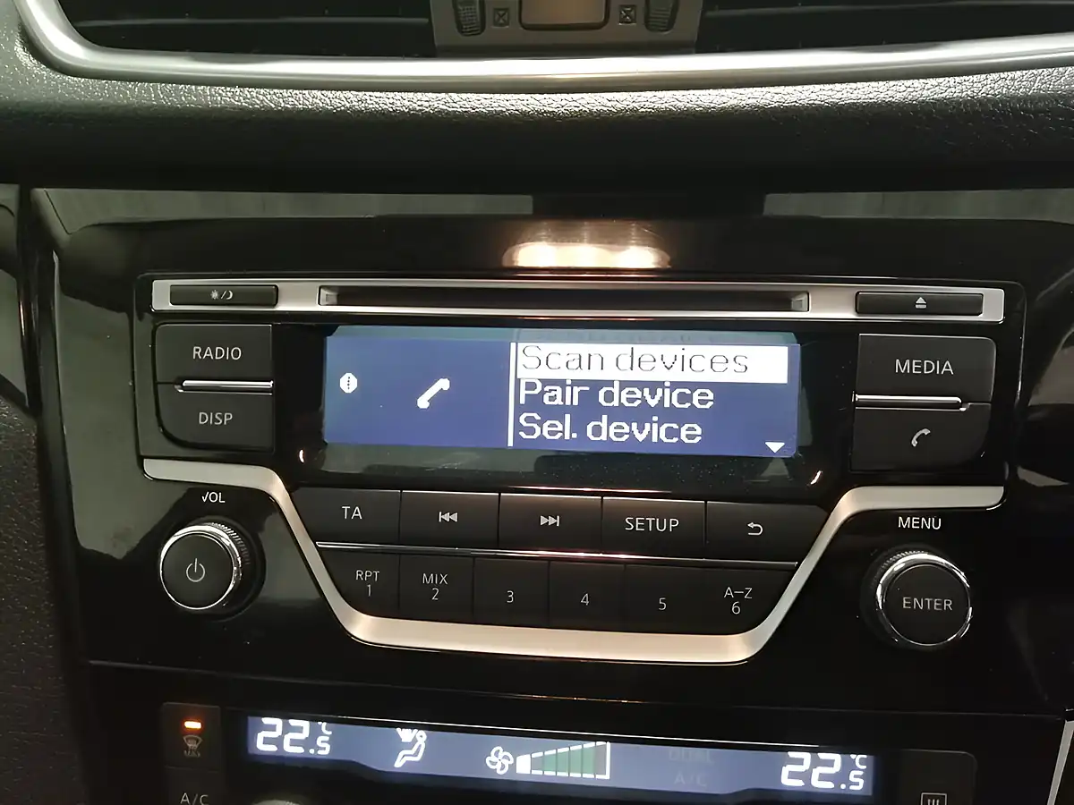 Used 2017 Nissan Qashqai Acenta Black - Interior and Exterior details 11