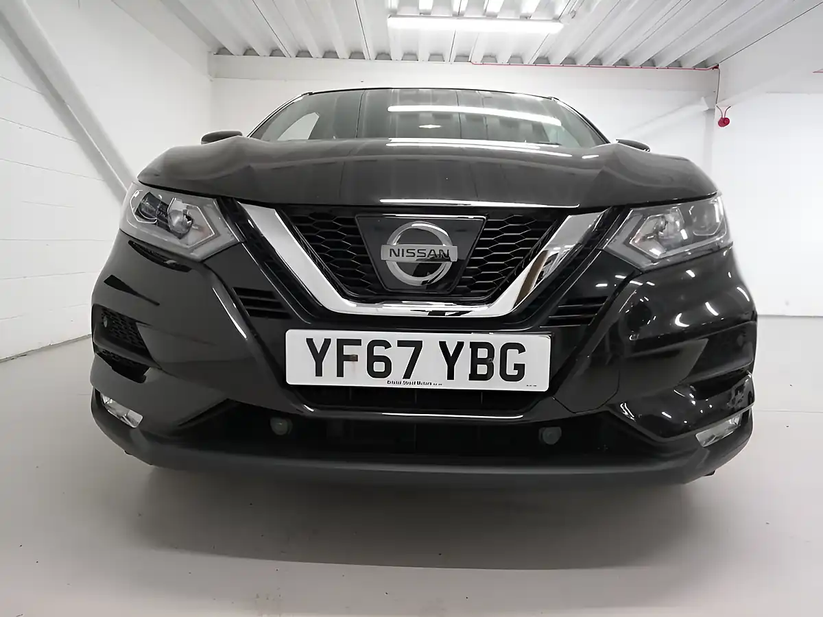 Used 2017 Nissan Qashqai Acenta Black - Interior and Exterior details 7