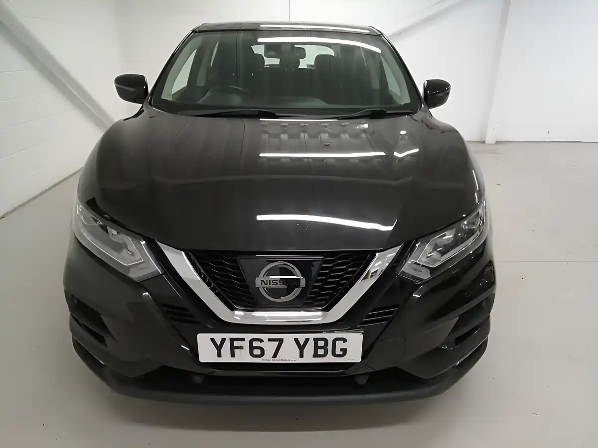 Used 2017 Nissan Qashqai Acenta Black - Interior and Exterior details 9