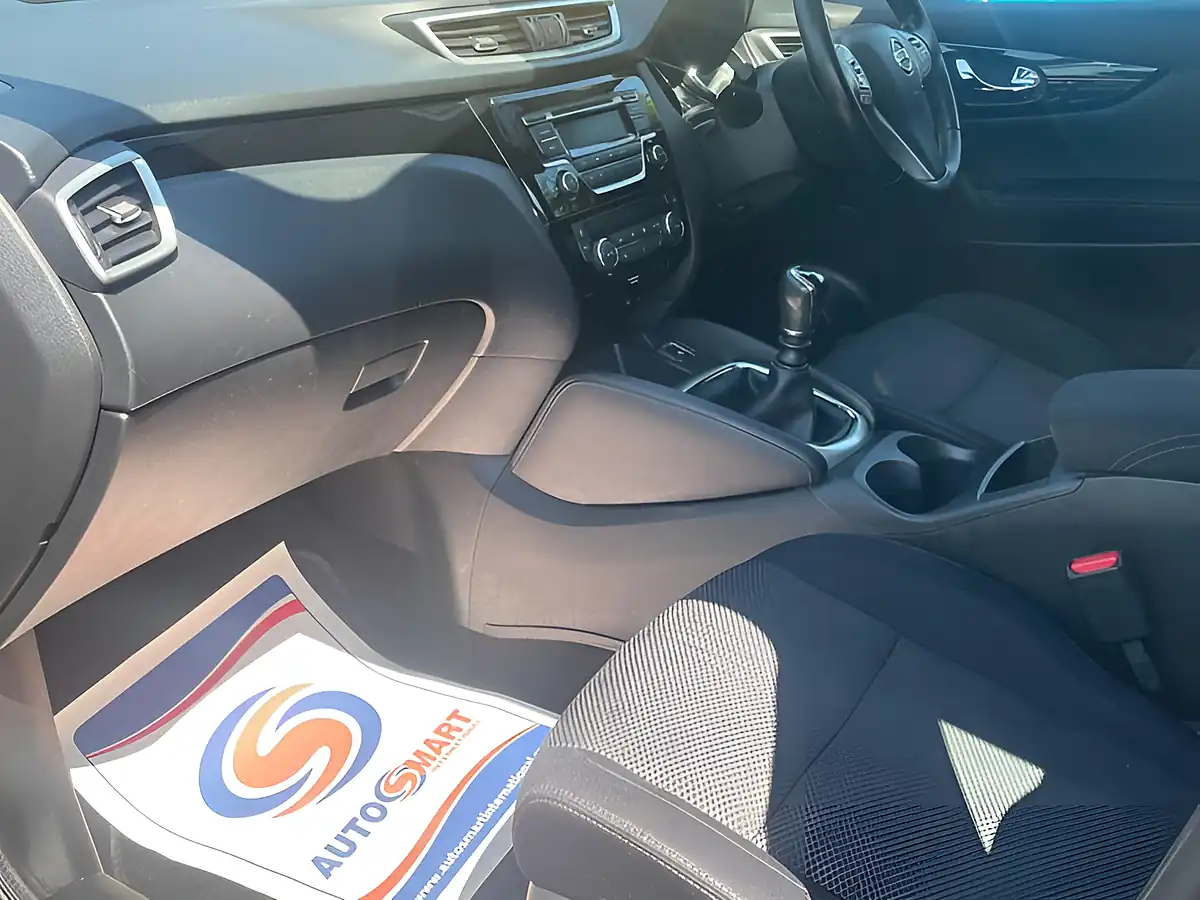 Used 2017 Nissan Qashqai Acenta Black - Interior and Exterior details 15