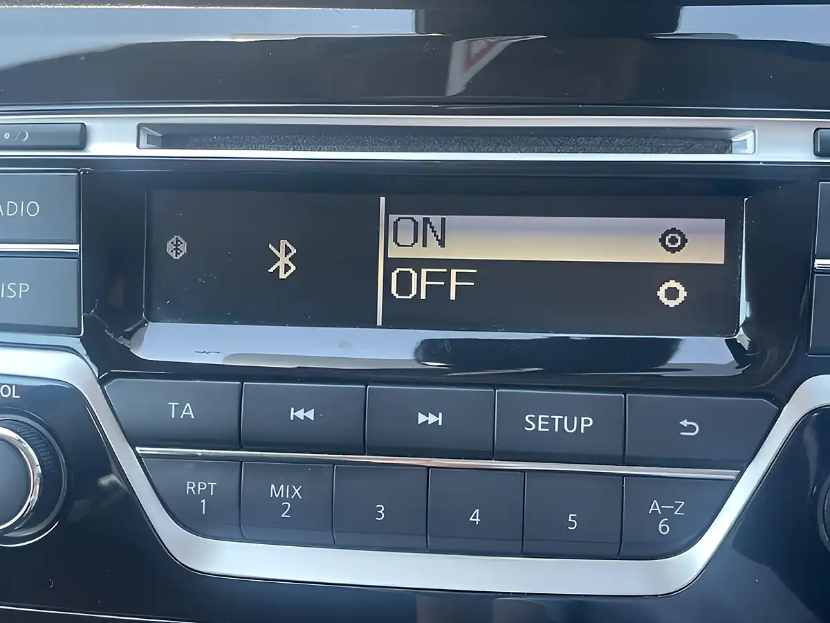 Used 2017 Nissan Qashqai Acenta Black - Interior and Exterior details 17
