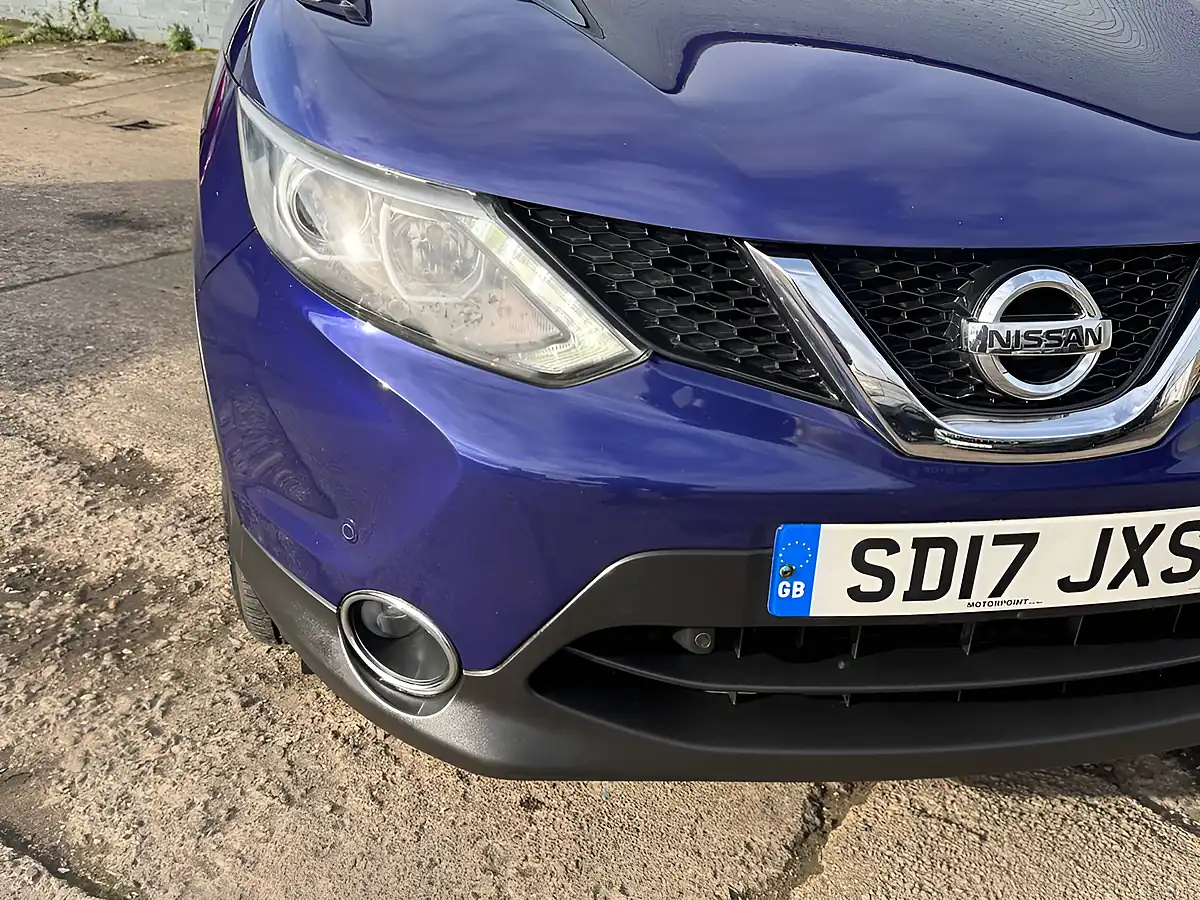 Used 2017 Nissan Qashqai Acenta Blue - Interior and Exterior details 10
