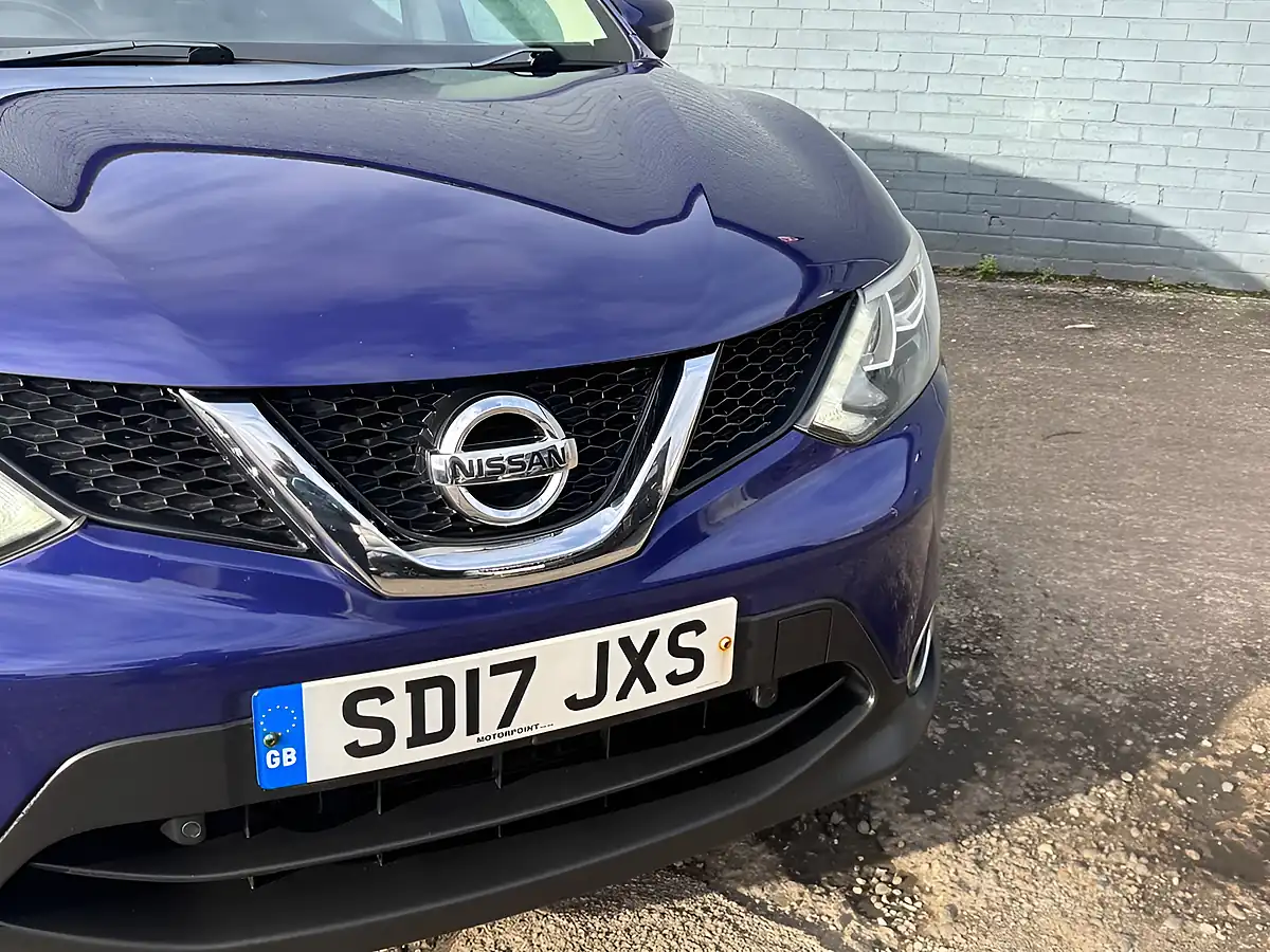 Used 2017 Nissan Qashqai Acenta Blue - Interior and Exterior details 13