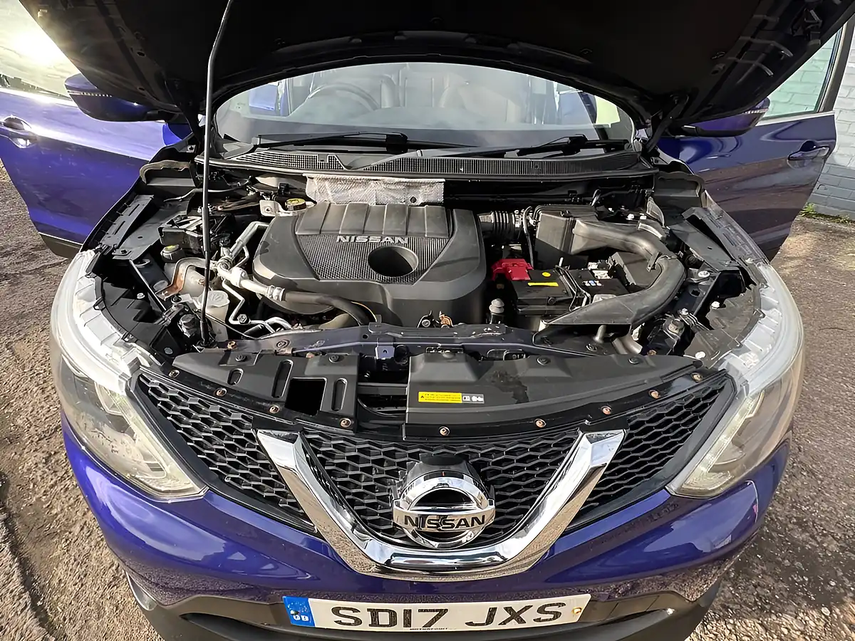 Used 2017 Nissan Qashqai Acenta Blue - Interior and Exterior details 2