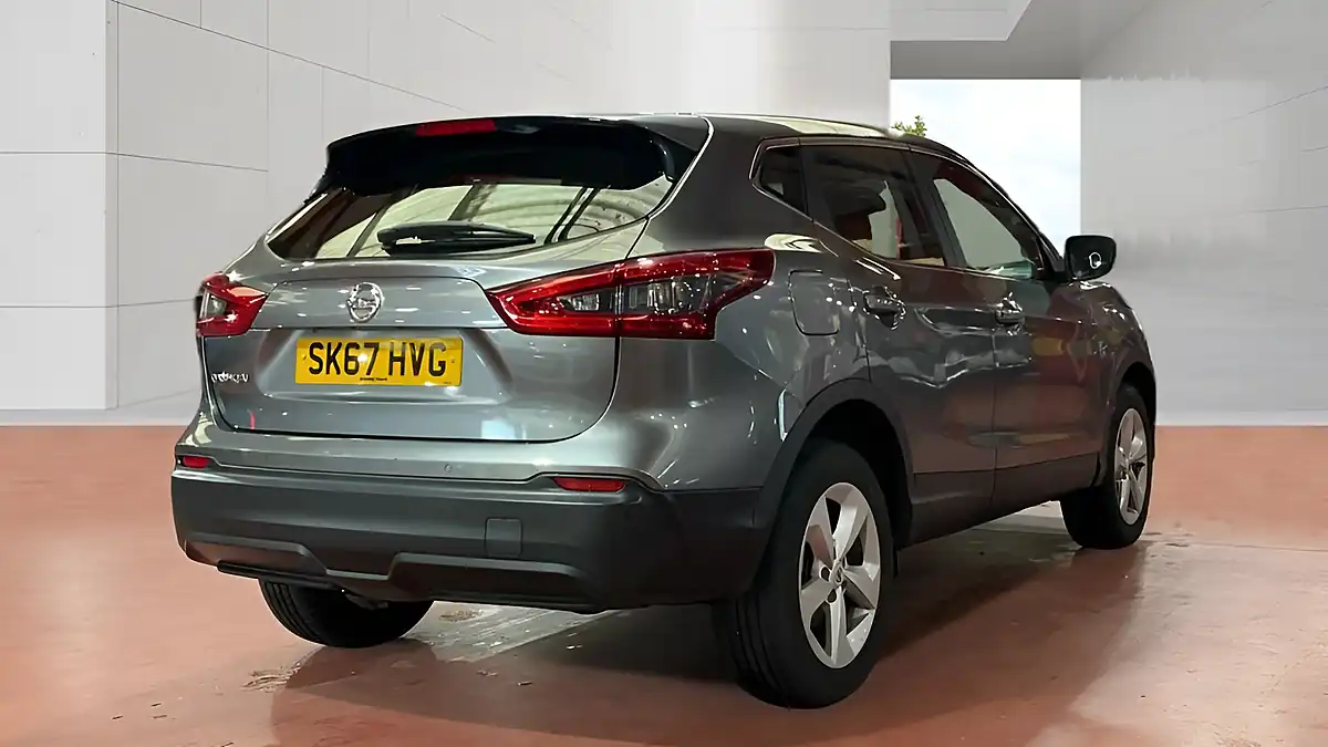Used 2017 Nissan Qashqai Acenta Grey - Interior and Exterior details 6