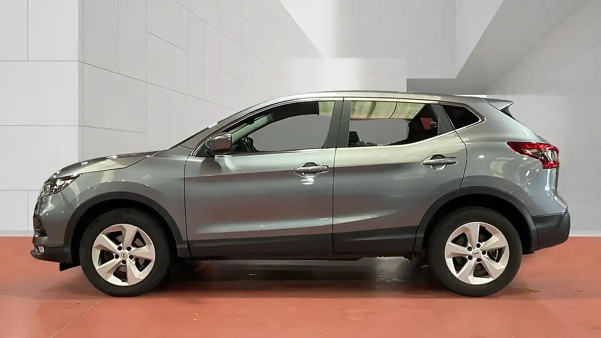 Used 2017 Nissan Qashqai Acenta Grey - Interior and Exterior details 8