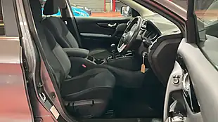 Used 2017 Nissan Qashqai Acenta Grey - Interior and Exterior details 9
