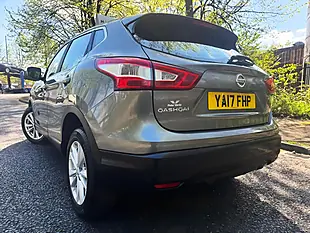 Used 2017 Nissan Qashqai Acenta Grey - Interior and Exterior details 5