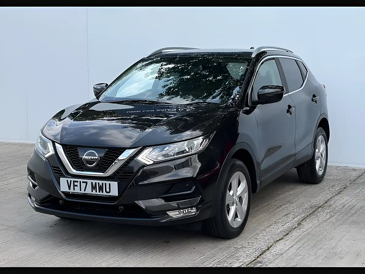 Used 2017 Nissan Qashqai Acenta Pearl Black - Interior and Exterior details 7