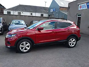 Used 2017 Nissan Qashqai Acenta Red - Interior and Exterior details 2