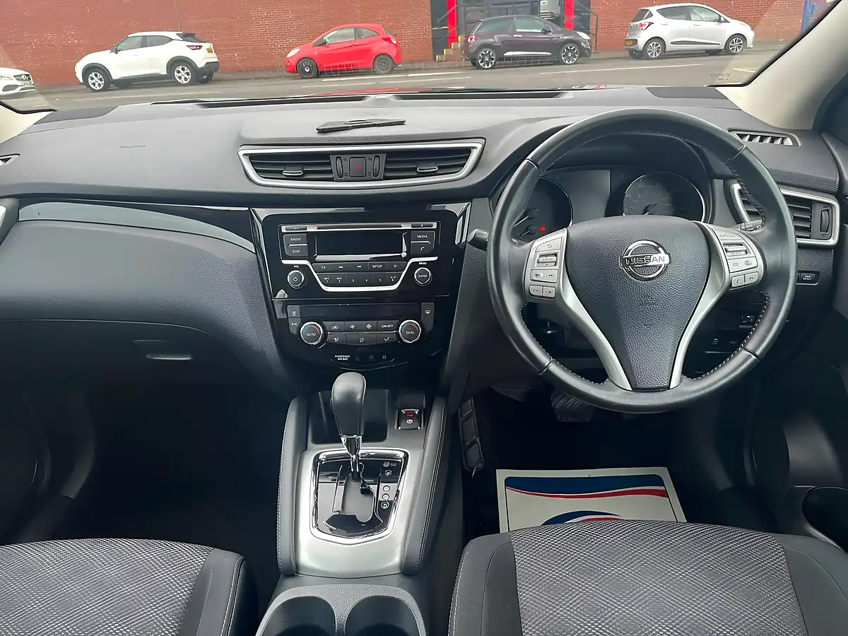 Used 2017 Nissan Qashqai Acenta Xtron Grey - Interior and Exterior details 11