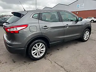 Used 2017 Nissan Qashqai Acenta Xtron Grey - Interior and Exterior details 5