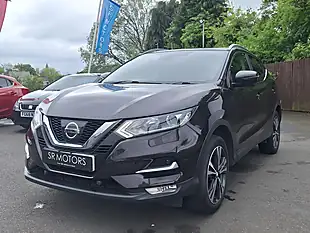 Used 2017 Nissan Qashqai N-Connecta Black - Interior and Exterior details 3