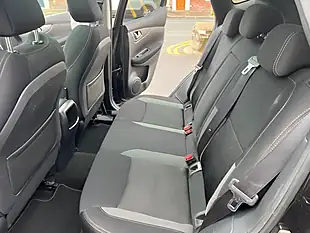 Used 2017 Nissan Qashqai N-Connecta Black - Interior and Exterior details 13
