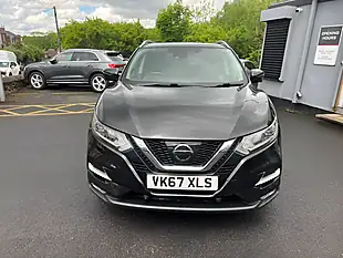 Used 2017 Nissan Qashqai N-Connecta Black - Interior and Exterior details 2