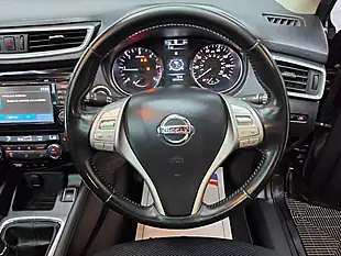 Used 2017 Nissan Qashqai N-Connecta Black - Interior and Exterior details 12