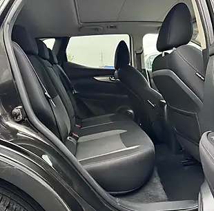 Used 2017 Nissan Qashqai N-Connecta Black - Interior and Exterior details 12