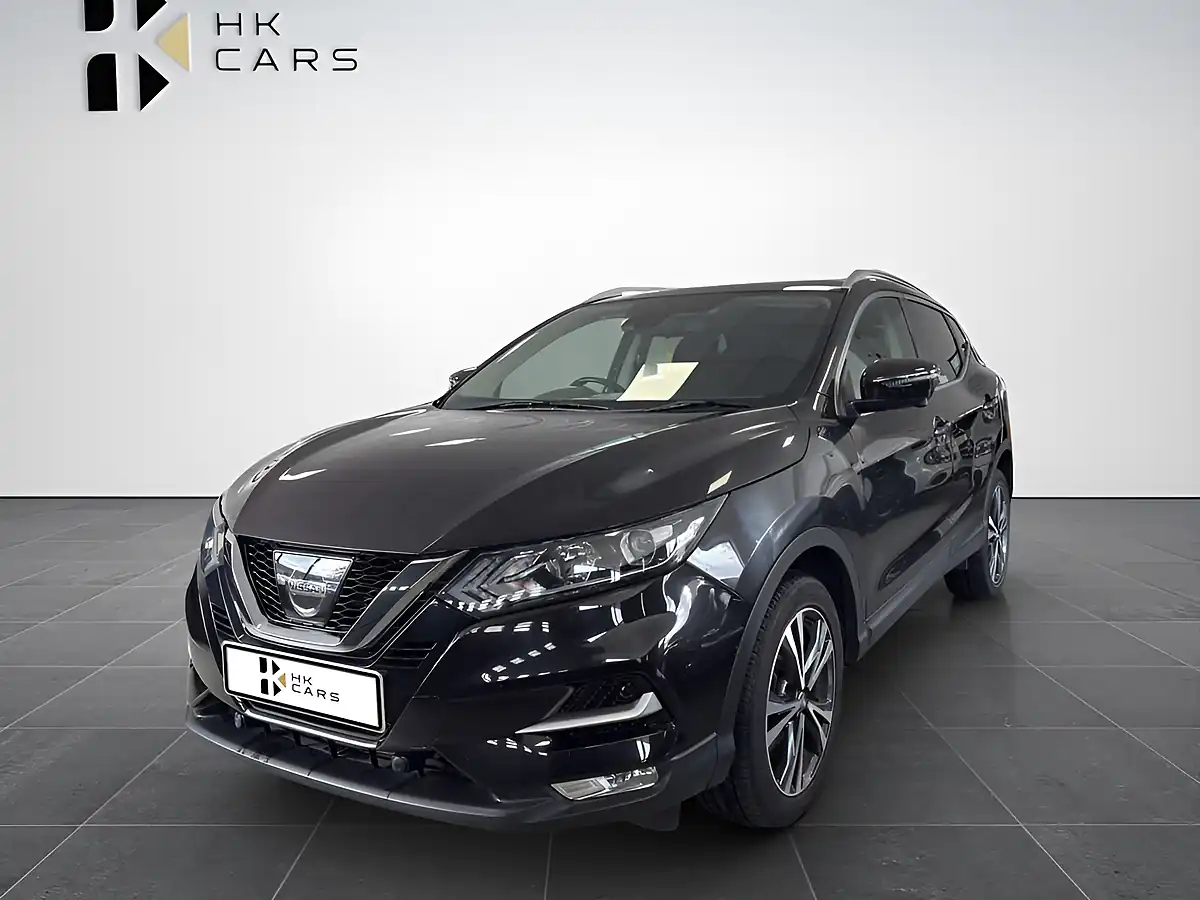 Used 2017 Nissan Qashqai N-Connecta Black - Interior and Exterior details 10