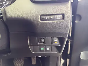 Used 2017 Nissan Qashqai N-Connecta Black - Interior and Exterior details 17
