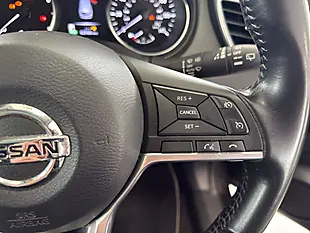 Used 2017 Nissan Qashqai N-Connecta Black - Interior and Exterior details 18