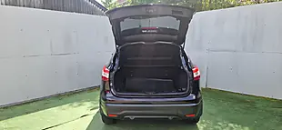 Used 2017 Nissan Qashqai N-Connecta Black - Interior and Exterior details 11