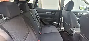 Used 2017 Nissan Qashqai N-Connecta Black - Interior and Exterior details 16