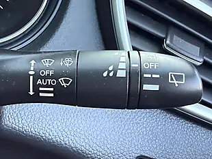 Used 2017 Nissan Qashqai N-Connecta Black - Interior and Exterior details 13