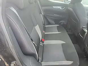 Used 2017 Nissan Qashqai N-Connecta Black - Interior and Exterior details 13