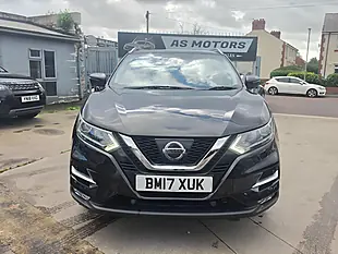 Used 2017 Nissan Qashqai N-Connecta Black - Interior and Exterior details 2