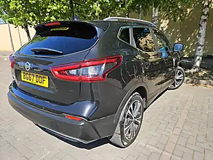 Used 2017 Nissan Qashqai N-Connecta Black - Interior and Exterior details 2