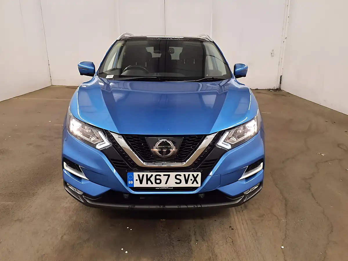 Used 2017 Nissan Qashqai N-Connecta Blue - Interior and Exterior details 3