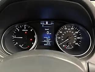 Used 2017 Nissan Qashqai N-Connecta Blue - Interior and Exterior details 7
