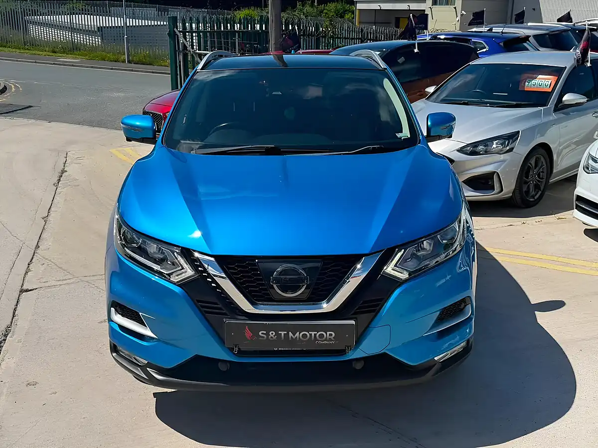Used 2017 Nissan Qashqai N-Connecta Blue - Interior and Exterior details 3