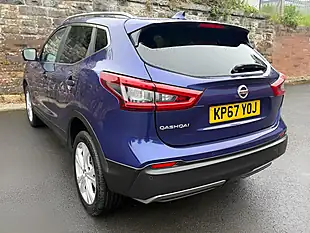Used 2017 Nissan Qashqai N-Connecta Blue - Interior and Exterior details 8