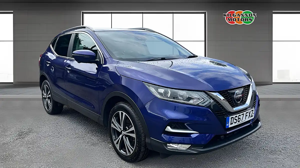 Used 2017 Nissan Qashqai N-Connecta Blue - Front View
