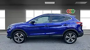 Used 2017 Nissan Qashqai N-Connecta Blue - Interior and Exterior details 3