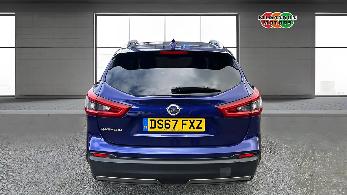 Used 2017 Nissan Qashqai N-Connecta Blue - Interior and Exterior details 5