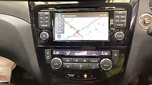 Used 2017 Nissan Qashqai N-Connecta Blue - Interior and Exterior details 13
