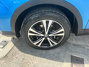 Used 2017 Nissan Qashqai N-Connecta Blue - Interior and Exterior details 17