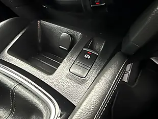 Used 2017 Nissan Qashqai N-Connecta Blue - Interior and Exterior details 16