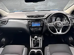 Used 2017 Nissan Qashqai N-Connecta Blue - Interior and Exterior details 2