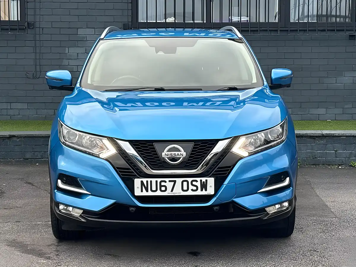 Used 2017 Nissan Qashqai N-Connecta Blue - Interior and Exterior details 7