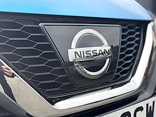 Used 2017 Nissan Qashqai N-Connecta Blue - Interior and Exterior details 9