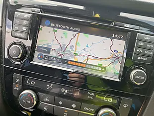Used 2017 Nissan Qashqai N-Connecta Blue - Interior and Exterior details 10