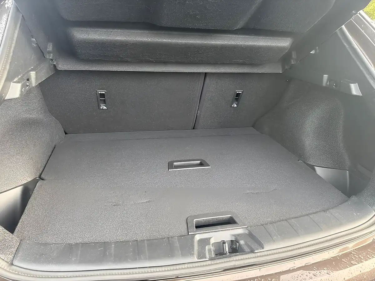 Used 2017 Nissan Qashqai N-Connecta Bronze - Interior and Exterior details 12