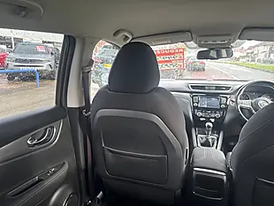 Used 2017 Nissan Qashqai N-Connecta Bronze - Interior and Exterior details 13