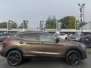 Used 2017 Nissan Qashqai N-Connecta Bronze - Interior and Exterior details 4