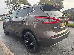 Used 2017 Nissan Qashqai N-Connecta Bronze - Interior and Exterior details 6